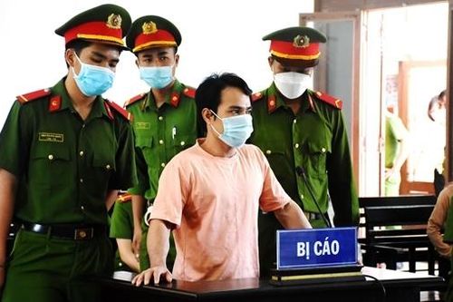 Kẻ sát hại ba người trong một gia đình lĩnh án tử hình