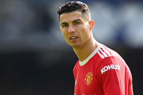 Ronaldo khó rời Man Utd: Kẻ hết thời nương tựa lẫn nhau
