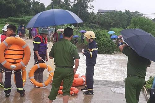 Phú Thọ: Tìm thấy thi thể nhân viên y tế bị nước cuốn trôi