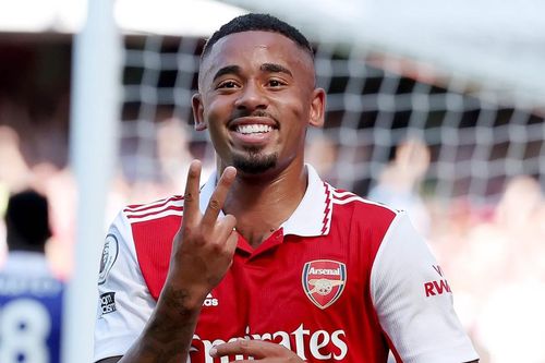Gabriel Jesus chói sáng, Arsenal thắng tưng bừng