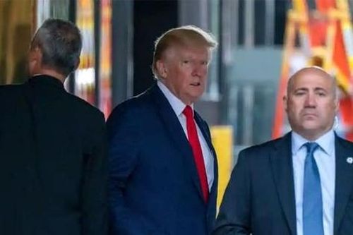 Bộ Tư pháp Mỹ tiết lộ thông tin chấn động vụ FBI đột kích nhà ông Trump