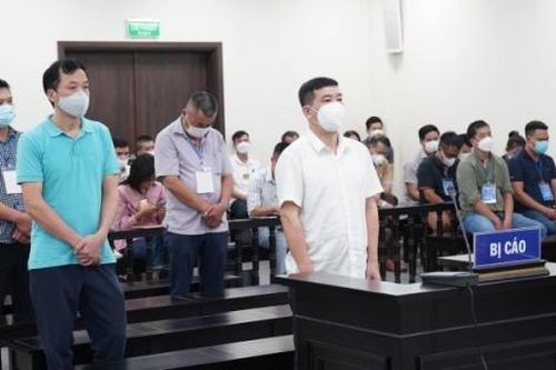 Cựu Trưởng Công an Tây Hồ bị đề nghị 9-10 năm tù