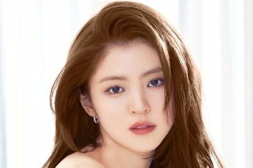 'Tiểu tam' Han So Hee đăng ảnh kỳ quái, hé lộ bất ổn tâm lý
