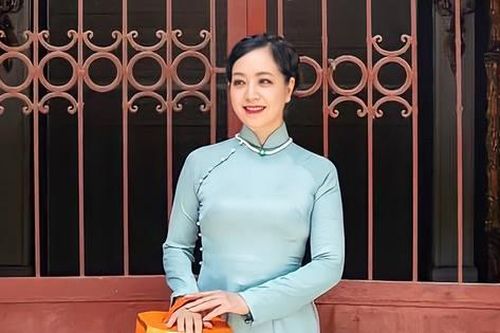 Nhà phố và vườn rộng thênh thang của nghệ sĩ không tuổi Chiều Xuân