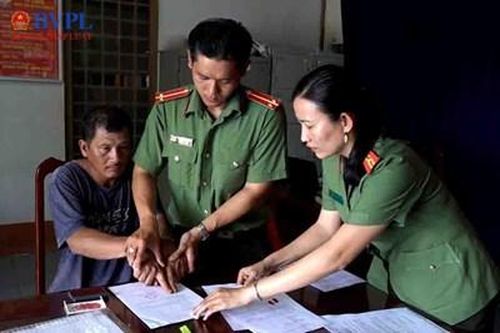 Bắt tạm giam đối tượng tổ chức cho người khác xuất cảnh trái phép qua biên giới An Giang