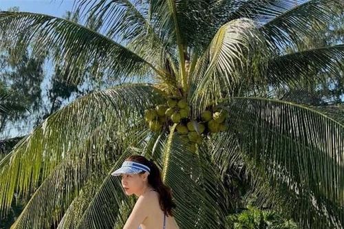Đàm Thu Trang ngày càng quyến rũ, đúng chuẩn 'gái 1 con'