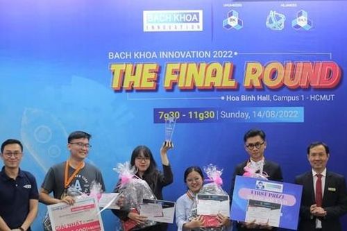 Dự án 'Bánh Castella cao cấp giàu chất xơ' đoạt giải Quán quân 'Bách khoa Innovation 2022'