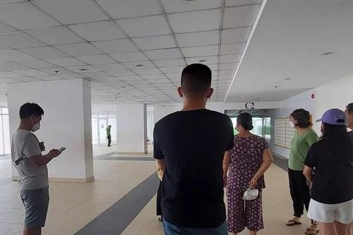 Hà Nội: Phát hiện cô gái tử vong bất thường trong căn hộ chung cư