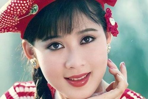 Cuộc sống hiện tại của 'đệ nhất mỹ nhân' Diễm Hương và lý do ở ẩn