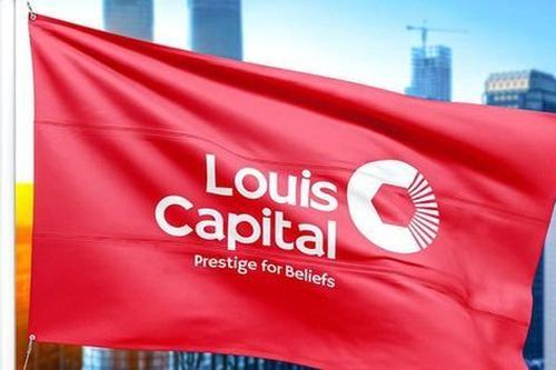 Cổ phiếu tăng giá gần 50%, công ty mẹ của Louis Capital muốn thoái sạch vốn