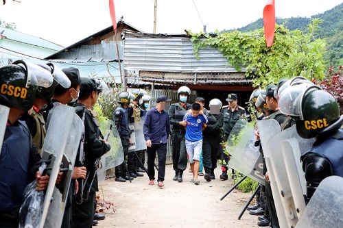 Cuộc truy quét lớn chưa từng có vào bản ma túy khét tiếng Tây Bắc