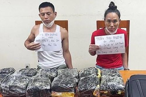 Bắt 2 đối tượng xách hơn 10kg ma túy mang đi bán ngay bến xe Nước Ngầm