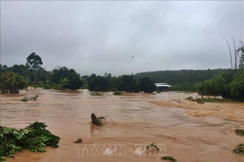 Mưa dông ở Sơn La khiến một cháu bé bị lũ cuốn trôi