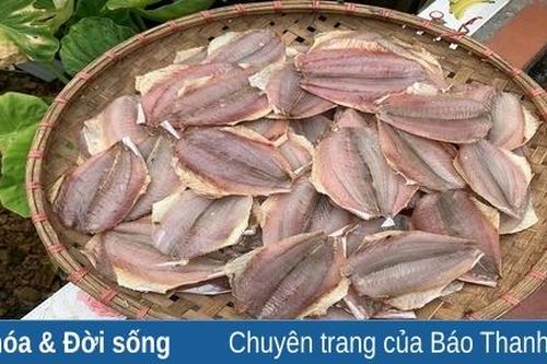 Cá khô và cá khô một nắng