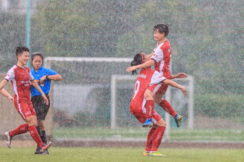 Xác định 2 đội bóng cuối cùng vào bán kết giải Nữ Cúp Quốc gia 2022