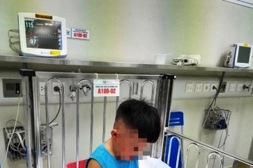 Bé trai 3 tuổi bị bạo hành, nhốt trong tủ đông có thể ra viện chiều nay - 15/8