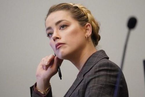 Amber Heard thuê nhóm pháp lý mới để kháng cáo