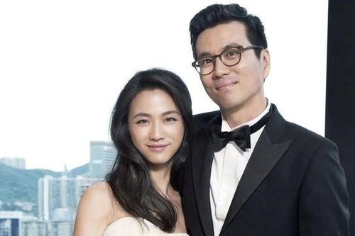 Thang Duy xuất hiện bên chồng sau tin ly hôn