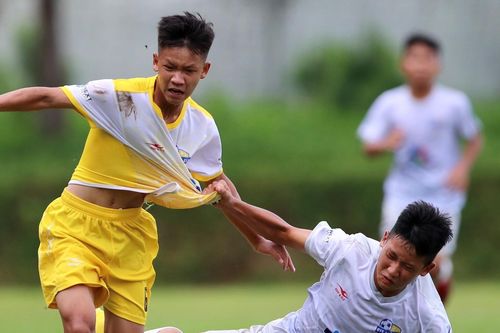 SLNA và Huế vào bán kết U15 Quốc gia