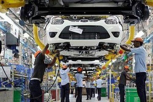 Từ 1/10/2022, bỏ các quy định về tính tỷ lệ nội địa hóa ô tô