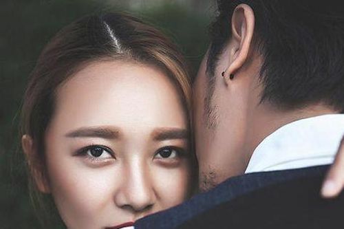 Vợ trẻ mặt tái dại, run rẩy gặp chồng xin 'tự thú' và sự thật không người đàn ông nào muốn nghe