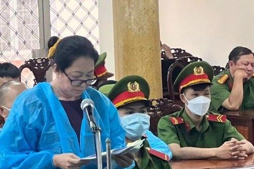 Phiên tòa tạm hoãn vì 'trùm buôn lậu' Mười Tường khai tình tiết mới