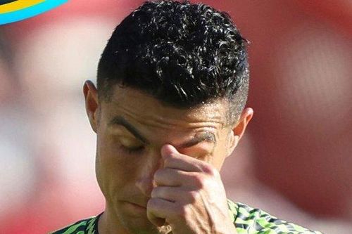 Ronaldo bị Man United tống cổ khỏi Old Trafford vì thái độ