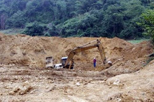 Quảng Ngãi: Sẽ thu hồi các mỏ đất bán giá cao hơn mức đăng ký