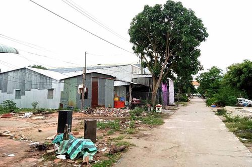 Cấp giấy tờ hộ tịch cho người dân trở về từ Campuchia
