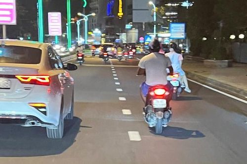 Theo chân trinh sát ma túy đánh án