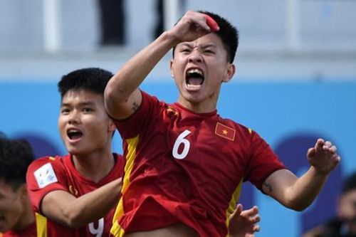 Tuyển thủ U23 Việt Nam khoác áo CLB CAND