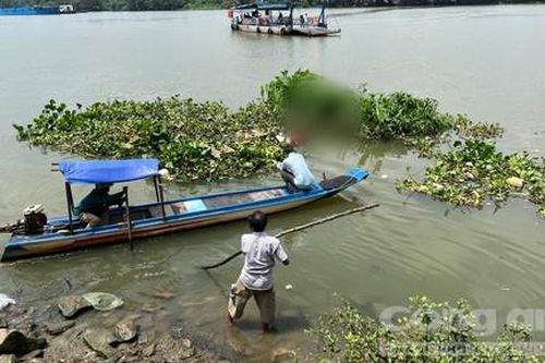Phát hiện thi thể tài xế xe ôm sau 3 ngày bỏ xe máy trên cầu Bình Triệu