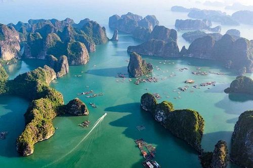 Vịnh Hạ Long lọt top 10 điểm đến đẹp nhất thế giới 2022