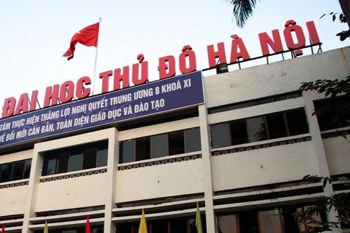 Tạm dừng giảng dạy với thầy giáo bị tố quấy rối sinh viên ĐH Thủ đô