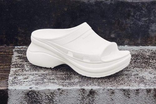 Sandals đẹp nhất cho nam mùa hè này