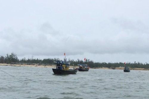 Cứu kịp thời 43 ngư dân gặp nạn trên biển