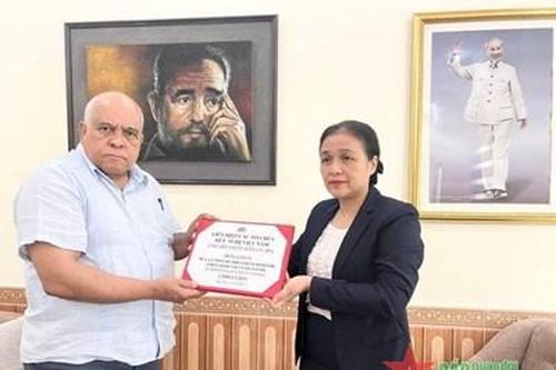 Thư kêu gọi vận động, ủng hộ nhân dân Cuba
