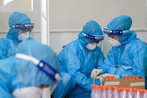 Việt Nam phát hiện thêm biến thể phụ mới của Omicron nhưng không phải là BA.2.75