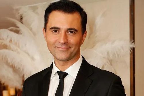 Darius Campbell Danesh - 'Thần tượng nhạc Pop' qua đời đột ngột tuổi 41