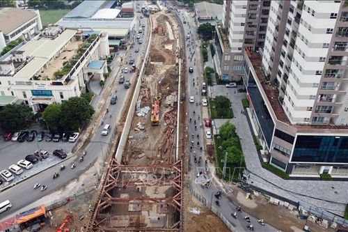 Những 'lô cốt' giữa lòng đường Hà Nội