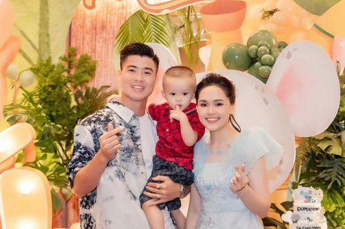 Cầu thủ Duy Mạnh tổ chức sinh nhật hoành tráng cho quý tử đầu lòng