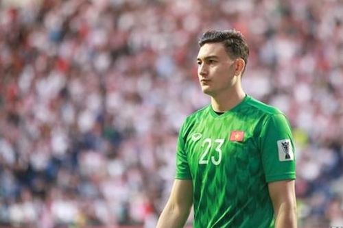 Đặng Văn Lâm trở lại V.League: Tiến hay lùi?