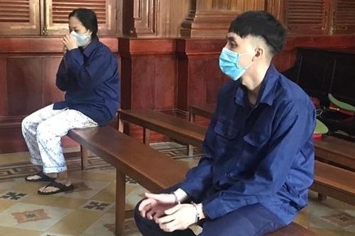 Vận chuyển gần 30 kg ma túy, nữ bị cáo lĩnh án tử hình gục ngã tại tòa
