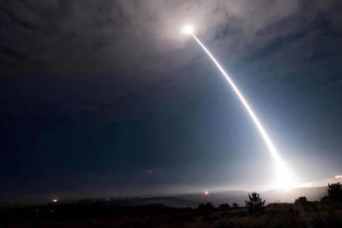 Mỹ thử tên lửa đạn đạo xuyên lục địa Minuteman III