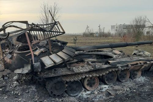 Anh vạch rõ lý do lượng lớn xe tăng Nga 'gục ngã' trên chiến trường Ukraine