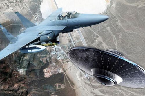 Tuyên bố sốc: Hải quân Mỹ nhiều lần đụng độ UFO, có cả bằng chứng?