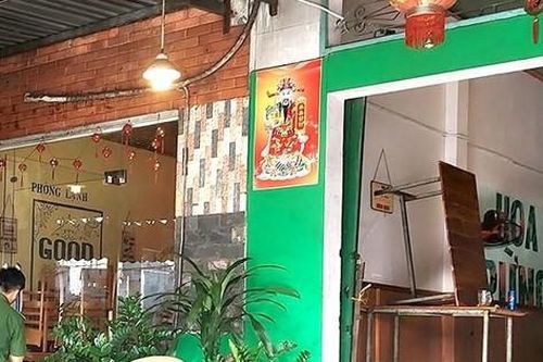 Thực khách hỗn chiến trong quán nhậu, một người bị đâm chết