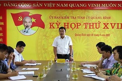 Kỷ luật giám đốc CDC Quảng Bình