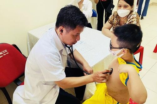 Hơn 1.200 trẻ em Nam Định được khám sàng lọc bệnh tim bẩm sinh miễn phí