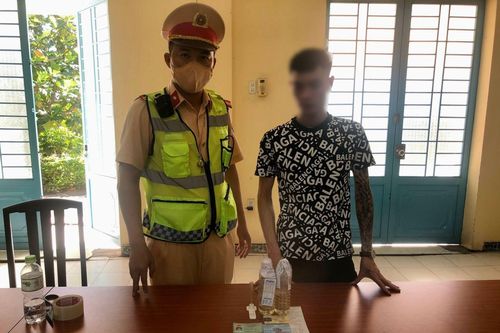 Phát hiện lái xe dương tính với ma túy trên cao tốc TP Hồ Chí Minh - Trung Lương